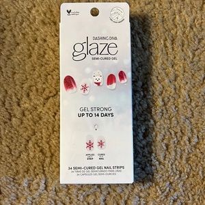 Dashing Diva glaze Semi-cured Gel nails